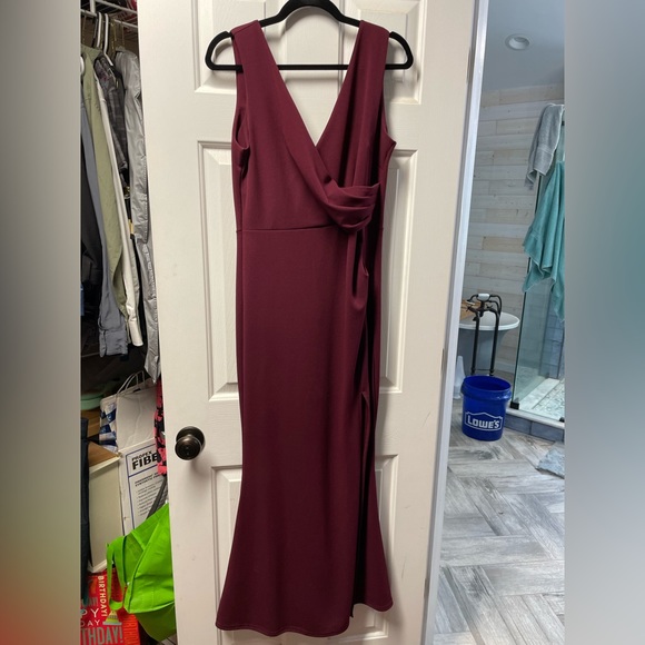 Formal Evening Dress - Picture 1 of 5